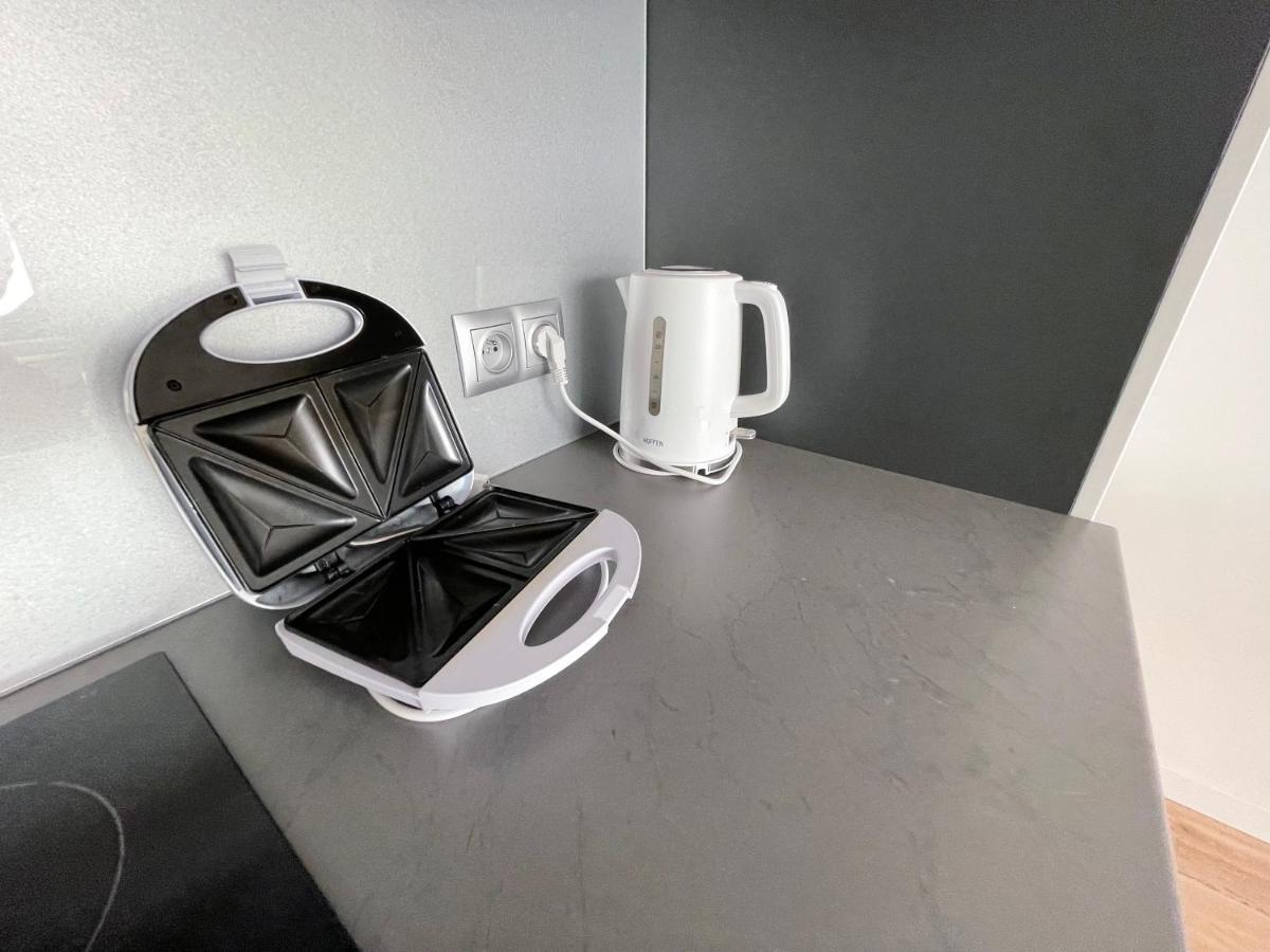 Nowy Apartament W Okolicach Centrum シェドルツェ エクステリア 写真